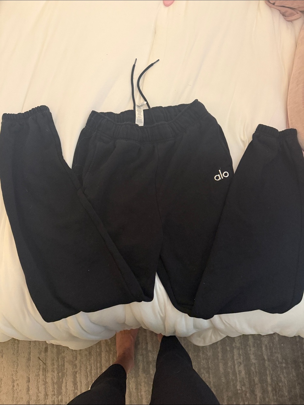 Alo Yoga Accolade Sweatpants